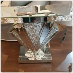 House Of Bling Furniture Boutique Fan Crushed Diamond Mirrored Console Console Tables