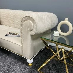 House Of Bling Furniture Boutique Balmoral 3 Seater Chesterfield Style Sofa With Wooden Legs