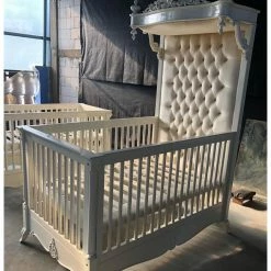 House Of Bling Furniture Boutique Luxury Beds The Royal Chelsea Cot