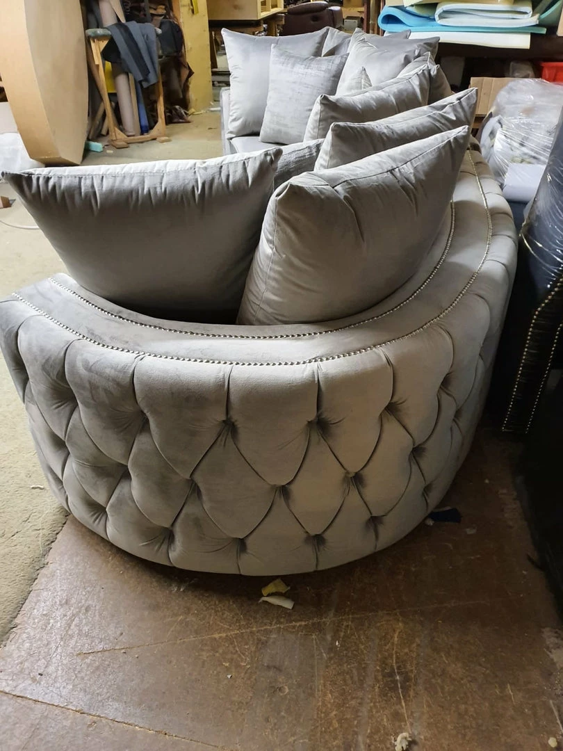 House Of Bling Furniture Boutique Curved London Luxury Sofa. 8 House Of Bling Furniture Boutique Curved London Luxury Sofa.