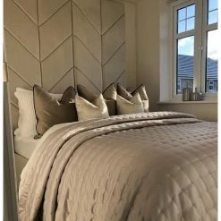 House Of Bling Furniture Boutique Duke Bed Beds 9 House Of Bling Furniture Boutique Duke Bed Beds