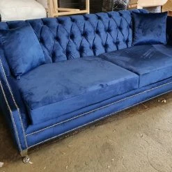 House Of Bling Furniture Boutique Sofas Royal Kingswood Sofa