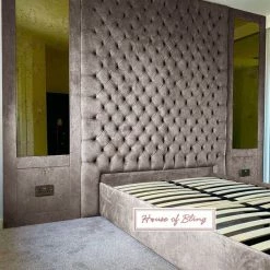 House Of Bling Furniture Boutique Luxury Chesterfield Bed Complete With Mirrors