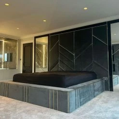 House Of Bling Furniture Boutique Luxury Beds Luxury Pimlico Bed Complete With Mirrors
