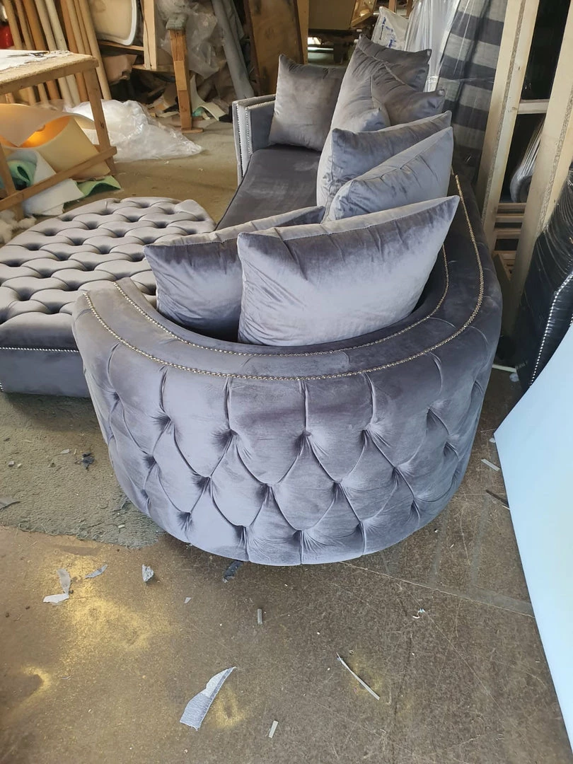 House Of Bling Furniture Boutique Curved London Luxury Sofa. 17 House Of Bling Furniture Boutique Curved London Luxury Sofa.