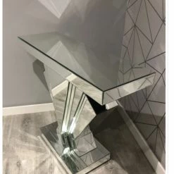 House Of Bling Furniture Boutique Fan Plain Mirrored Console