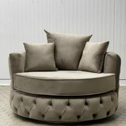 House Of Bling Furniture Boutique Sofas Fully Buttoned Chesterfield Swivel Chair