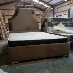 House Of Bling Furniture Boutique Mirrored Dallas Bed